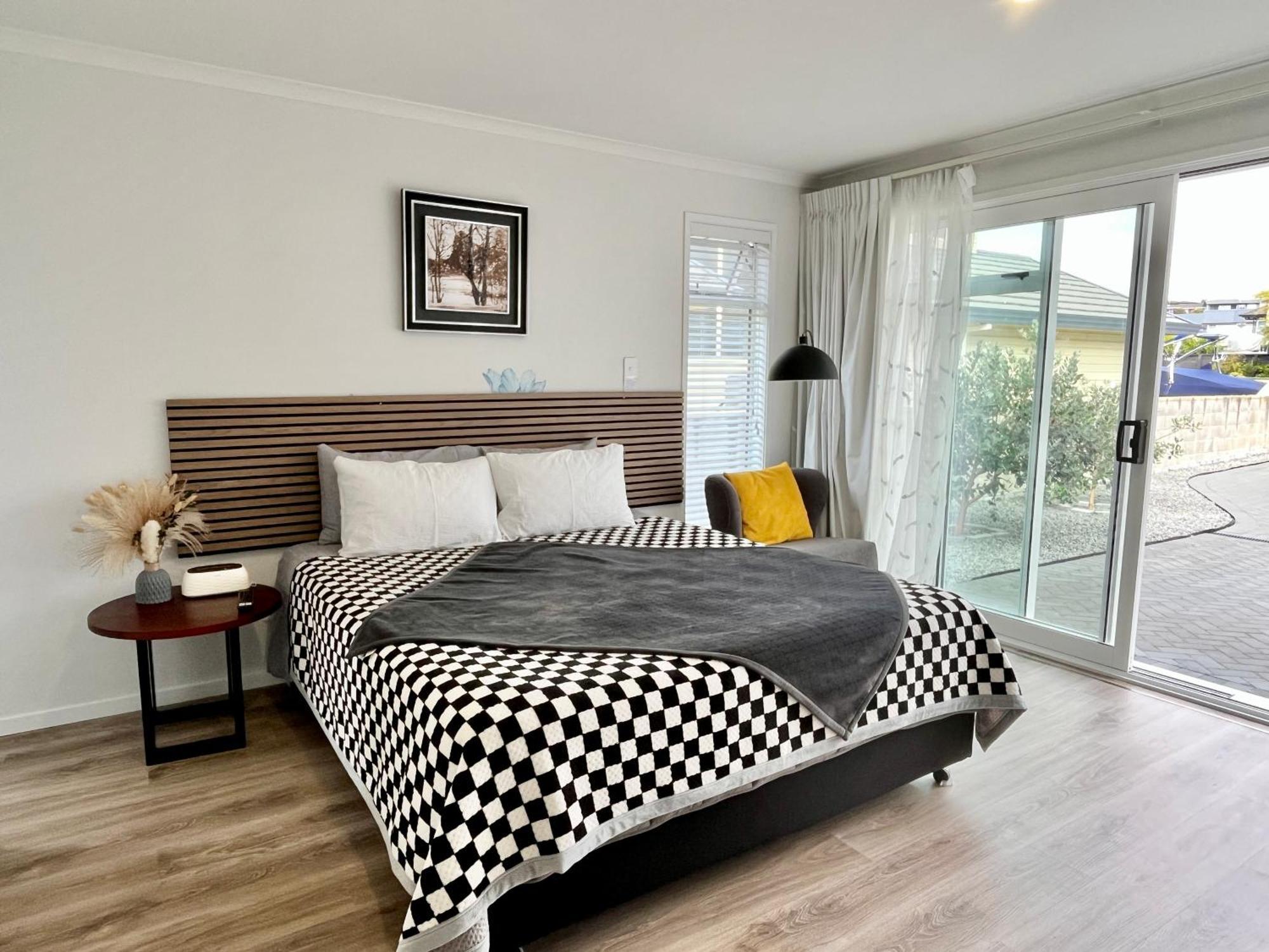 Lakeside Cozy Studio Taupo Exterior foto