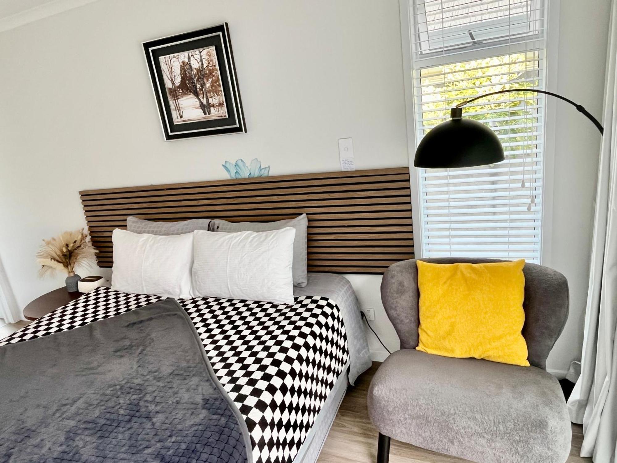 Lakeside Cozy Studio Taupo Exterior foto
